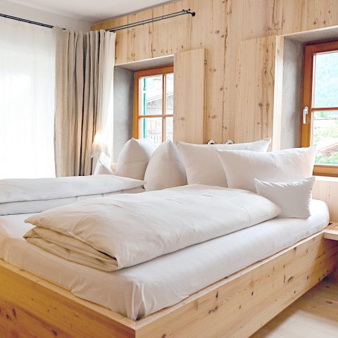 Bauernhaus Suite im Staudacherhof Hotel Garmisch Partenkirchen